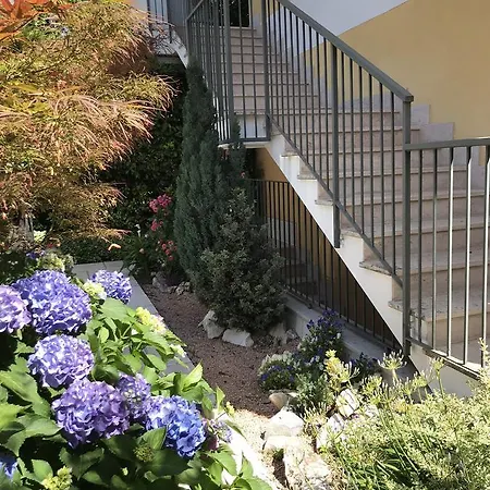 Casa Lidia Apartmán *